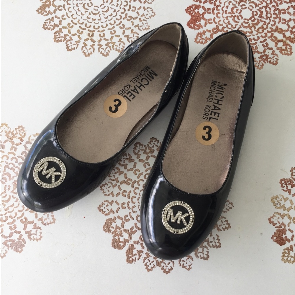 NWOT - MK Girls Flats